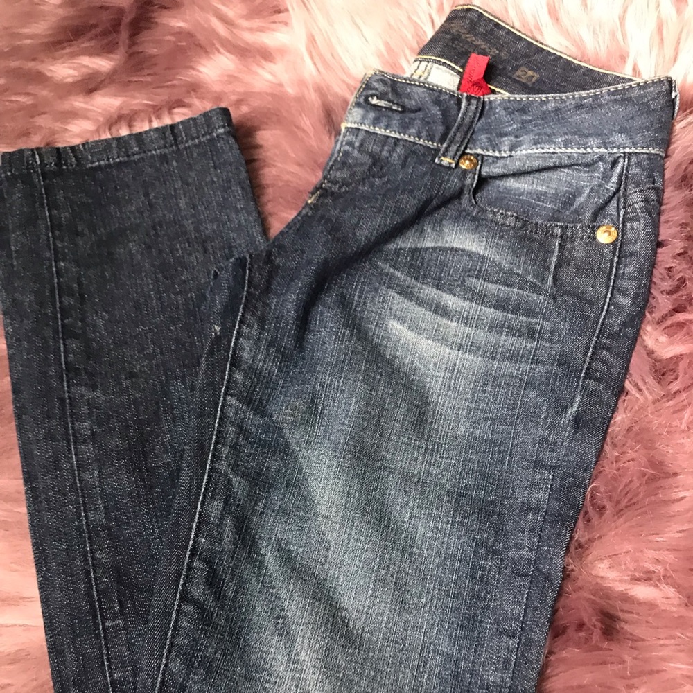Guess skinny jeans with embellishments on back